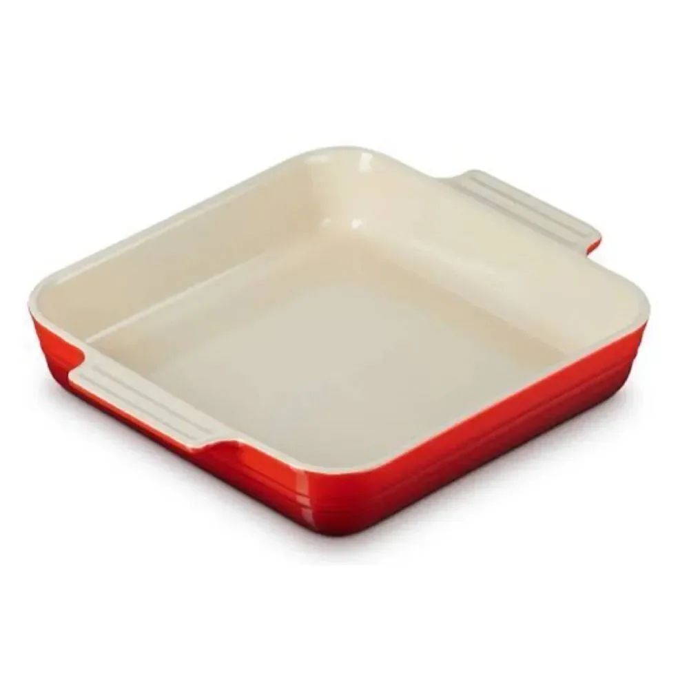 Le Creuset Stoneware Heritage Square Dish, 3 qt. (9") in color Cerise / Néw
